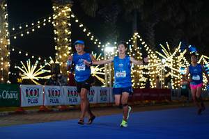 BIB: 1394, 100, 40347
                            <button type="button" onclick="openModal(19622535)" class="btn btn-primary btn-sm float-right btn-popup" data-toggle="modal" data-target=".modal-high-quality">
                        <i class="fas fa-shopping-cart"></i> Add to Cart
                    </button>
                                            <button type="button" onclick="isThisMe(19622535, true)" class="btn btn-success btn-sm float-right btn-popup btn-isme hidden" data-toggle="tooltip" data-placement="bottom" title="นี่คือรูปของคุณใช่ไหม คลิกที่นี่เพื่อเอาเข้าอัลบั้ม">
                        <i class="fas fa-plus"></i> Add to album
                    </button>
                    <button type="button" onclick="isThisMe(19622535, false)" class="btn btn-warning btn-sm float-right btn-popup btn-isnotme hidden">
                        <i class="fas fa-ban"></i> Remove from album
                    </button>